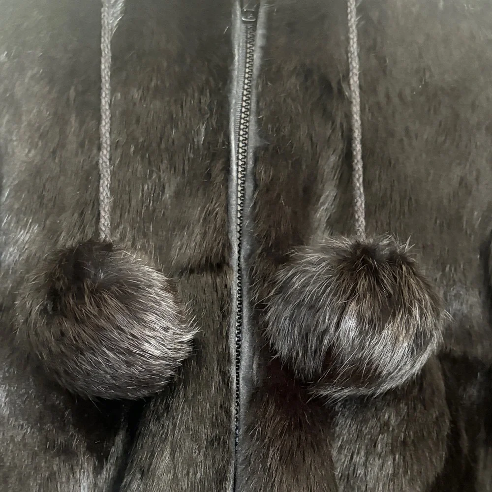 Luxurious Black rabbit Fur Coat - Picture 3 of 5